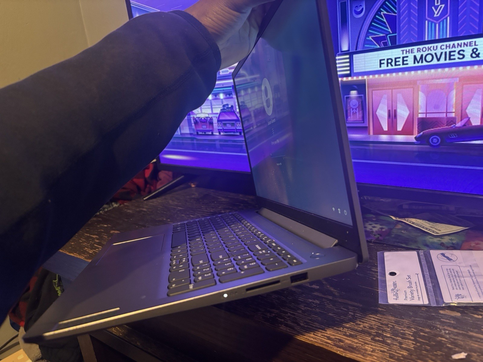 Lenovo 15.6″ Gray Notebook/Laptop Windows 10, Webcam, Wi-Fi, Bluetooth