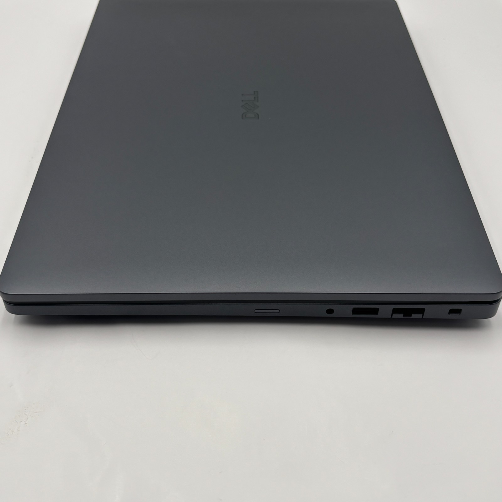 Dell Pro Max 16″ MC16255 AMD Ryzen AI 5 Pro 340 16GB/256GB SSD Black Radeon 840M