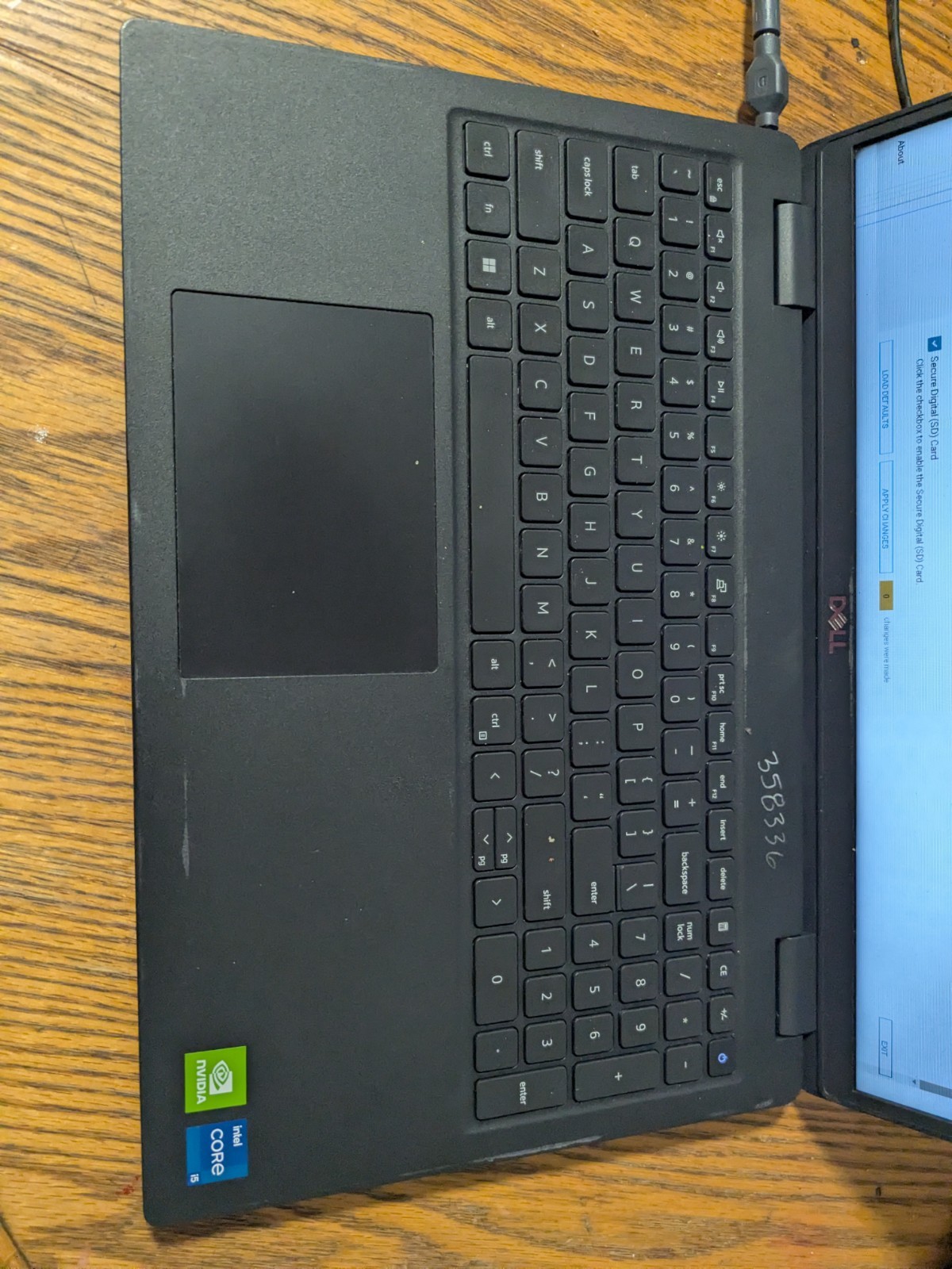 Dell Latitude 3520 15.6″ i5-1135G7 2.40GHz 8GB NVIDIA MX350 Black