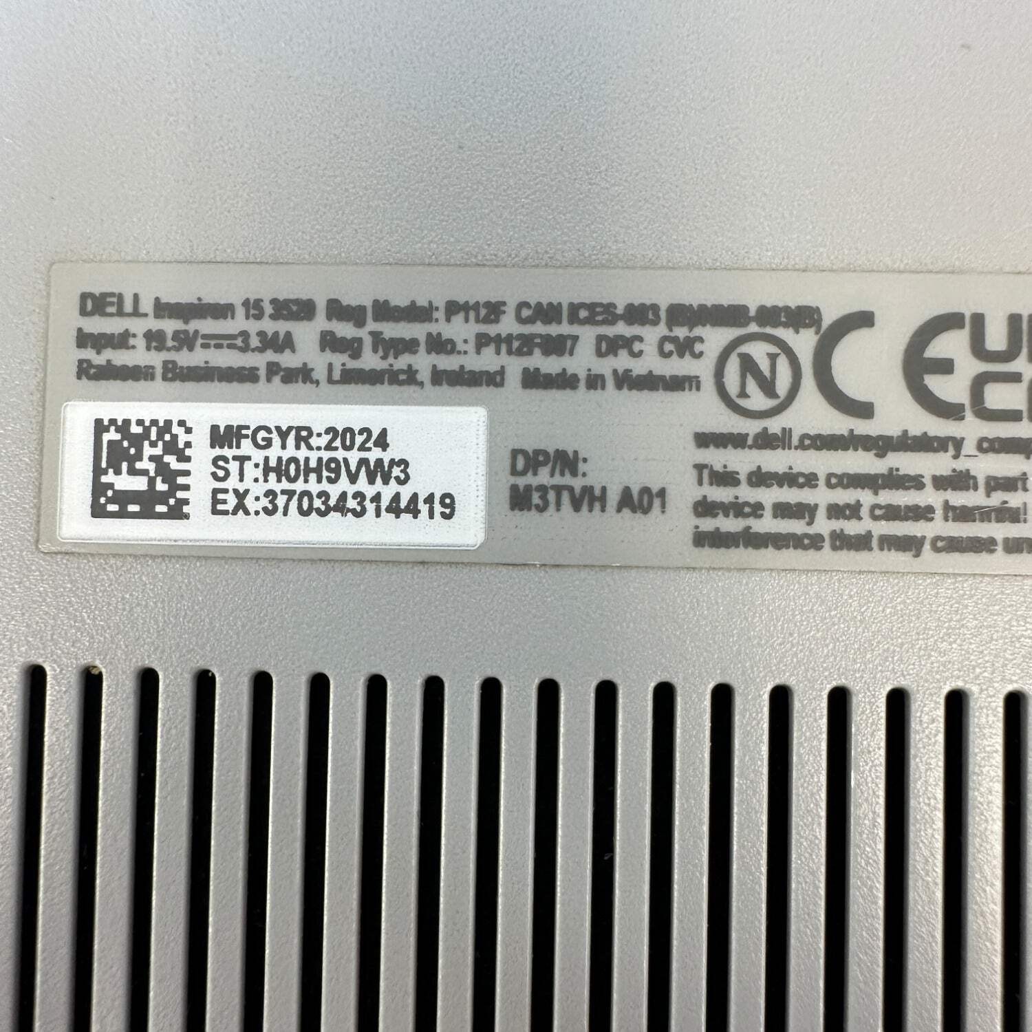 Dell Inspiron 3520 15.6″ i7-1255U 1.7GHz 16GB RAM 1TB SSD