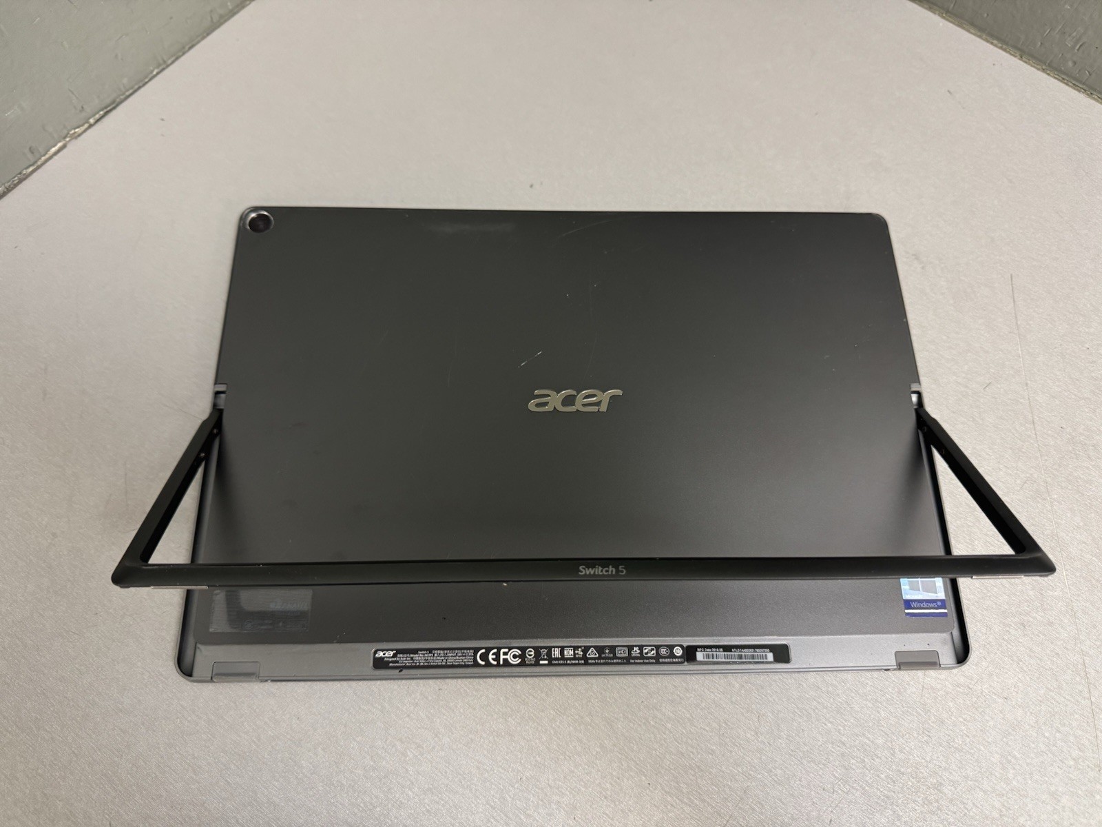 Acer Switch 5 2-in-1 N17P5 Core i3-7130U 2.70GHz 128GB 4GB Ram #5