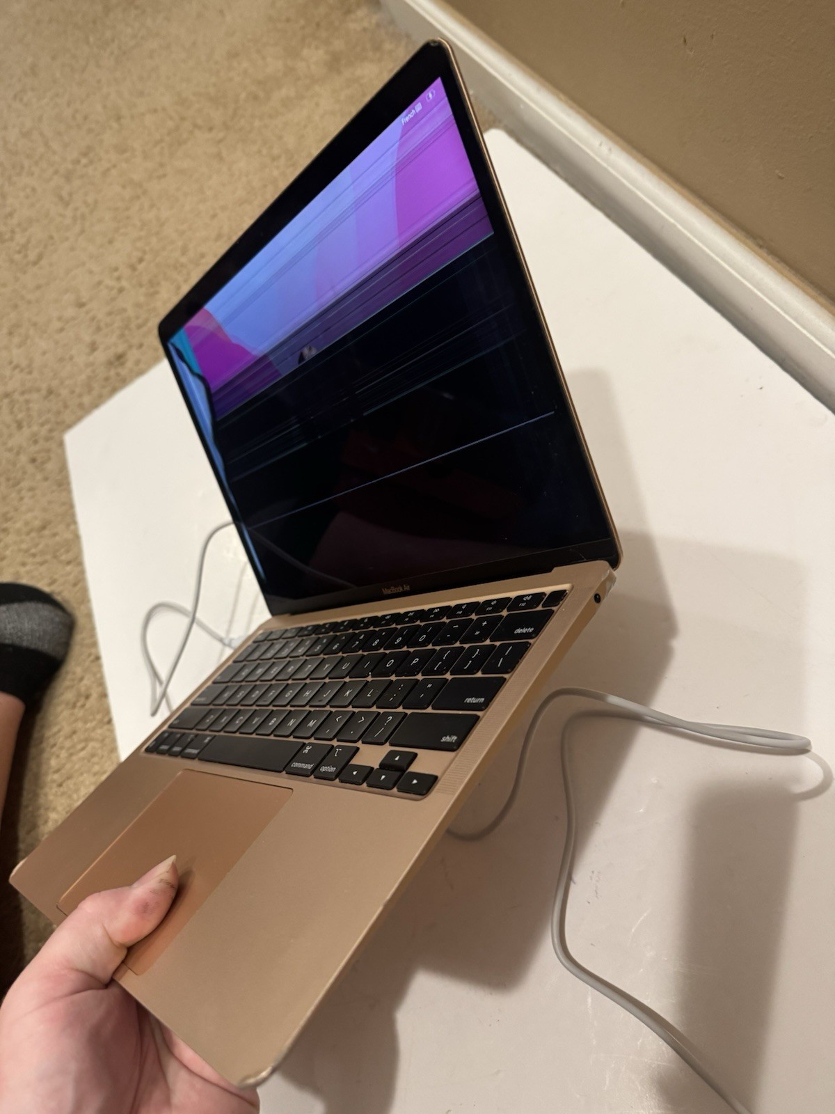 MacBook Air 13″ A2337 FOR PARTS, REPAIR Password LOCKED Internal Cracked Screen