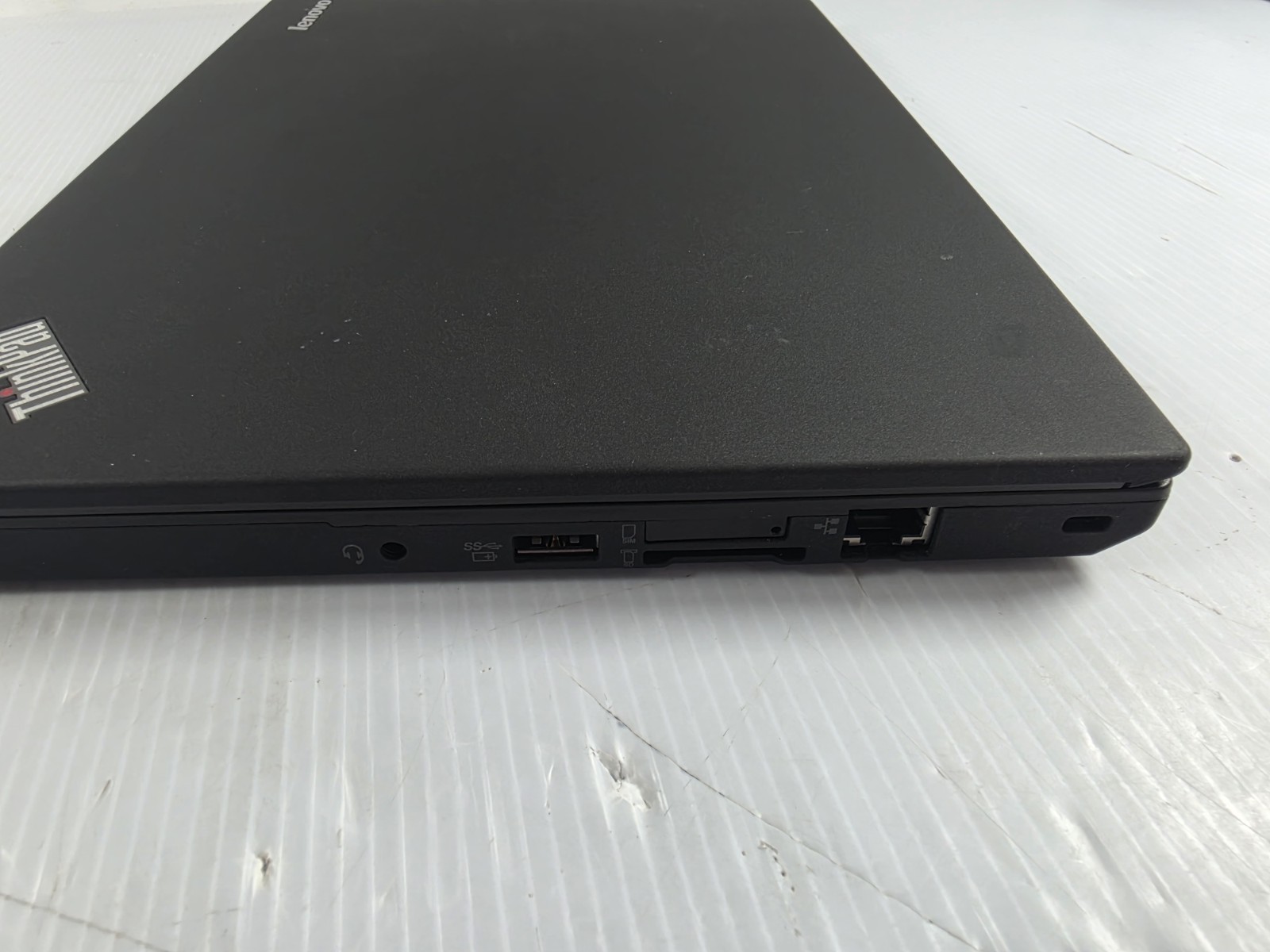 Lenovo ThinkPad X240 Laptop- i7-4600u 8GB RAM, 256GB SSD Windows