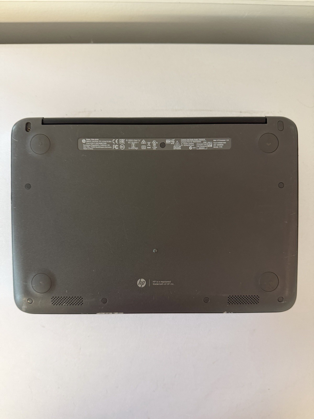 HP Chromebook 11 G4 Laptop – Screen Leaks Light – Intel Celeron N2840 – Read Des
