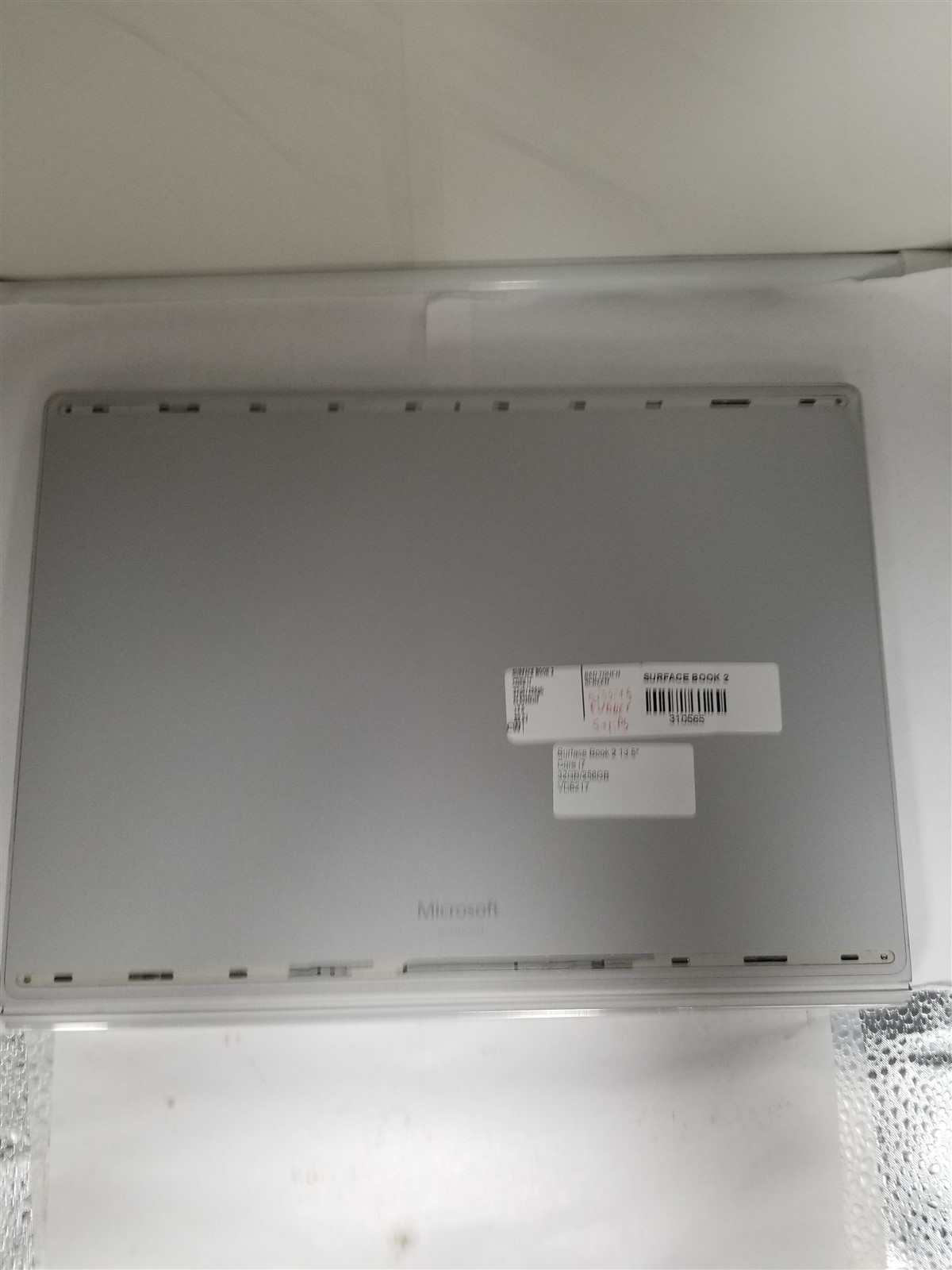 Microsoft Surface Book 2 Core i7 13.5″ 32GB/256GB Silver See Details VD6217