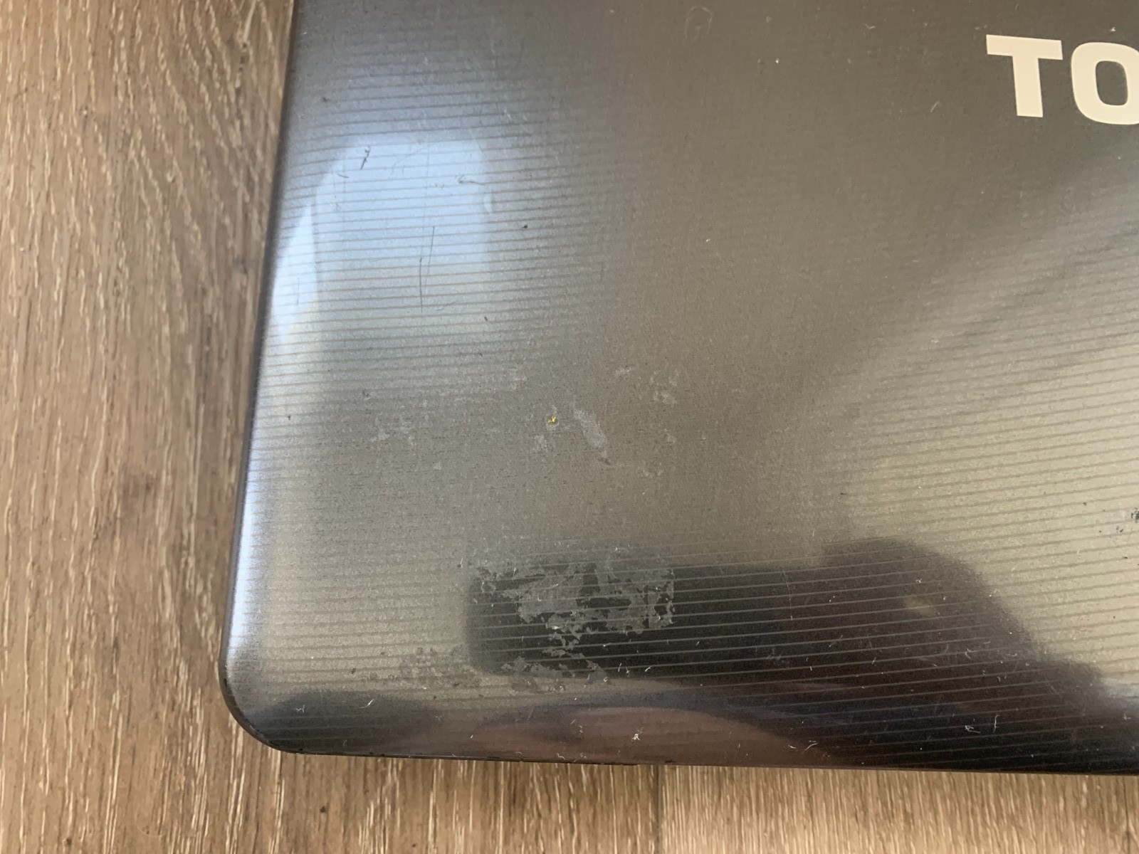 Toshiba Satellite L505D-S5965 AMD Athlon x2 Dual-Core QL-65 2.1GHz 3GB 250GB HDD