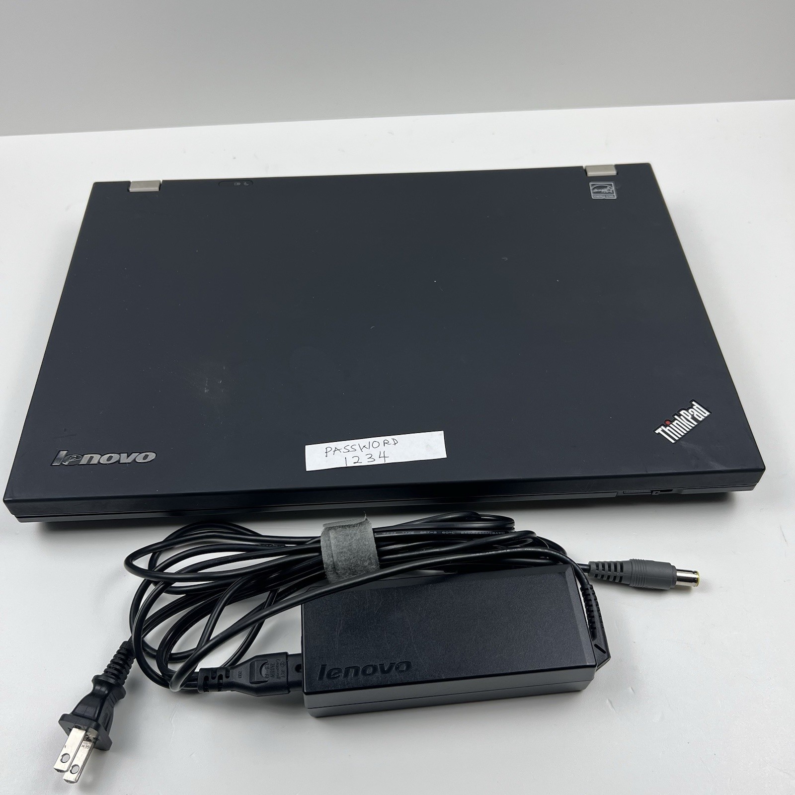 Lenovo ThinkPad T520 Intel i7-2640M 8GB 320GB HDD Linux Mint OS w/ Charger|ELP99