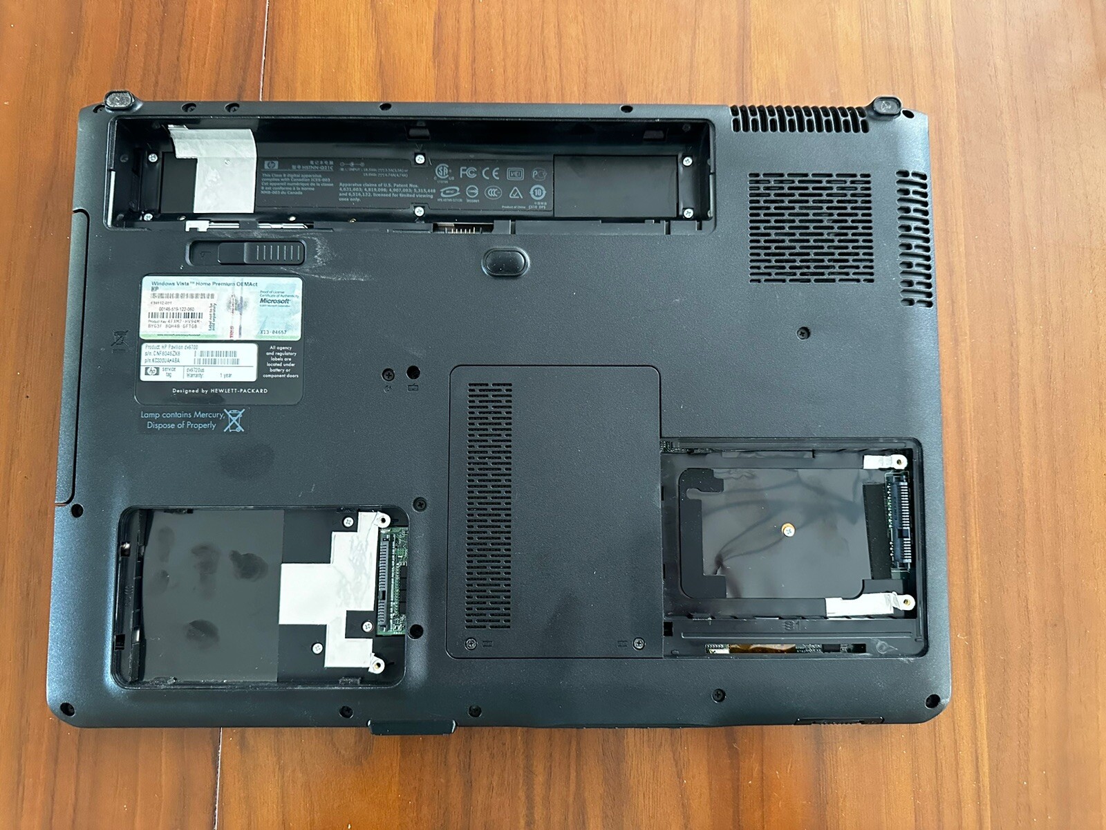 HP Pavilion dv9700 Laptop W Remote For Parts Only 17” Screen No Power No Battery