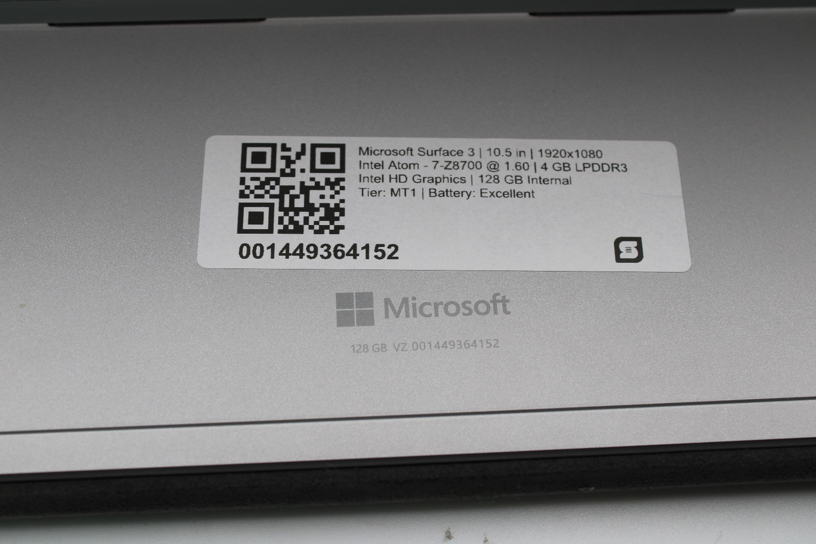 Microsoft Surface 3 WiFi + LTE _ Atom 7-Z8700 @ 1.6 _ 4GB / 128GB _ No OS