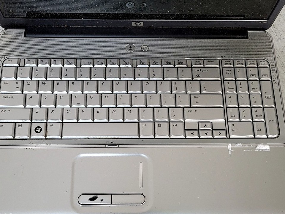 HP G60 NB042UA-ABA 15.6″ Laptop PENTIUM DUAL-CORE T4200 1GB SEE NOTES
