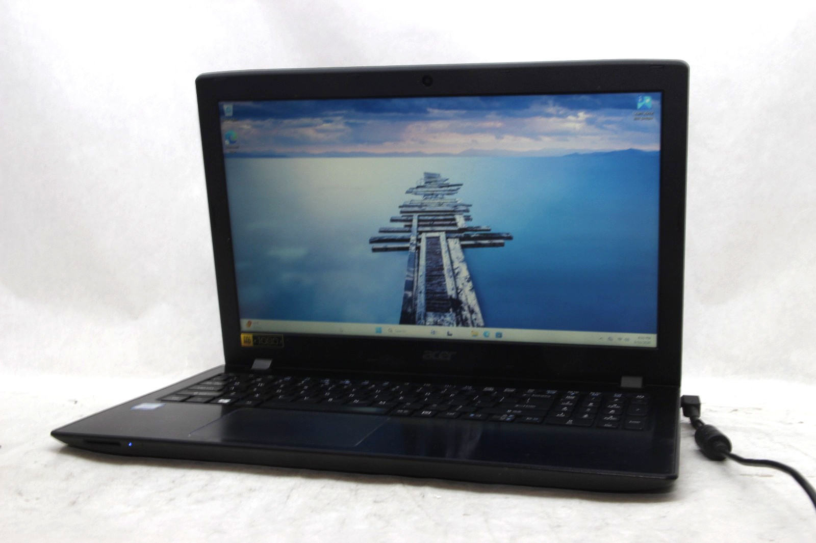 Acer Aspire E5-575 15.6″ Laptop i7-7500U 8 GB RAM 256 GB SSD Win 11 No Charger