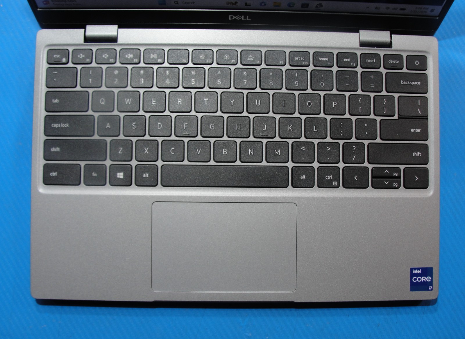 Dell Latitude 3320 13.3″FHD i7-1165G7 8GB RAM 2.8GHz 256GB SSD Intel Iris Xe