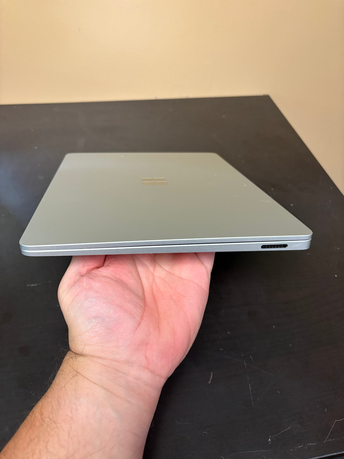 Microsoft Surface Laptop 7 13.8″ Snapdragon X Elite 3.4GHz 16GB RAM 500GB NVME
