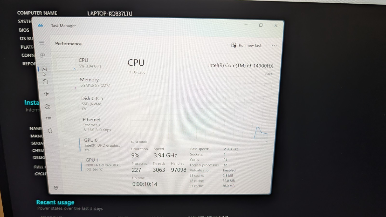 Razer Blade 18 300Hz Mini-LED i9-14900HX RTX 4090 32GB 2TB Gaming Laptop