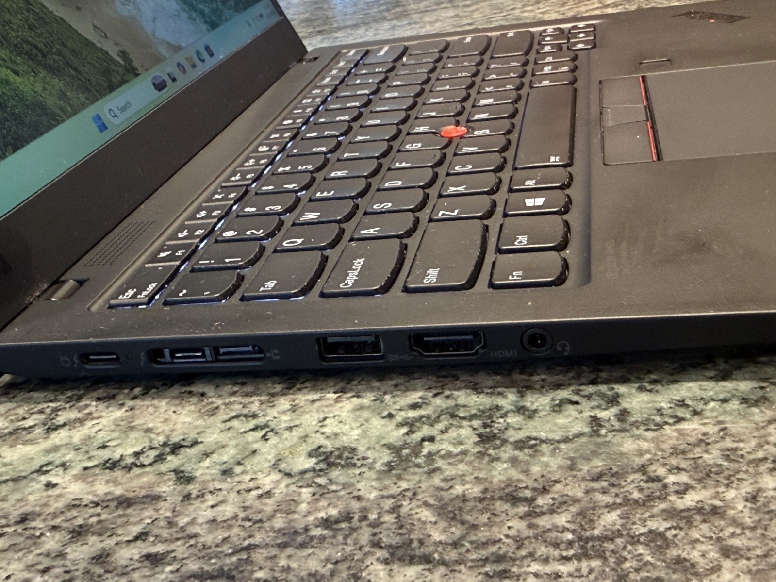 Lenovo ThinkPad X1 Carbon Gen 7 i7‑8665U 16GB 256 GB SSD 14″ FHD Win 11 Pro