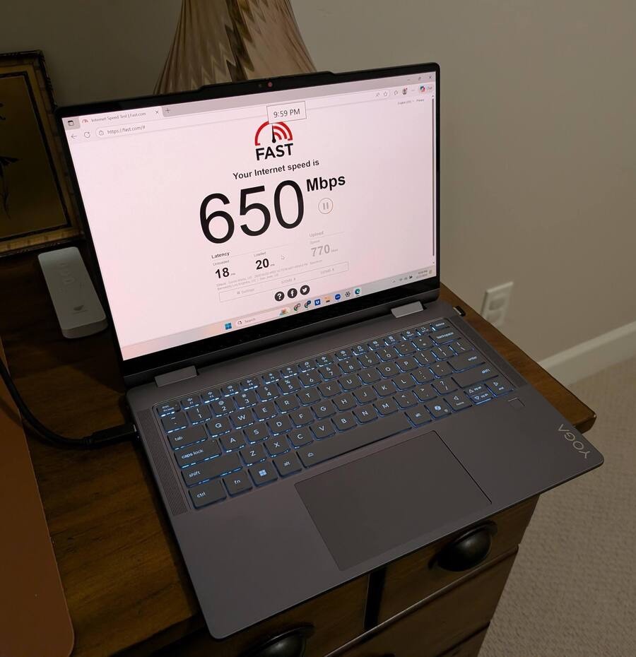 Lenovo Yoga 7i-14 OLED – Intel Ultra 5 226V – 16GB RAM – 512GB SSD 1 YR Warranty