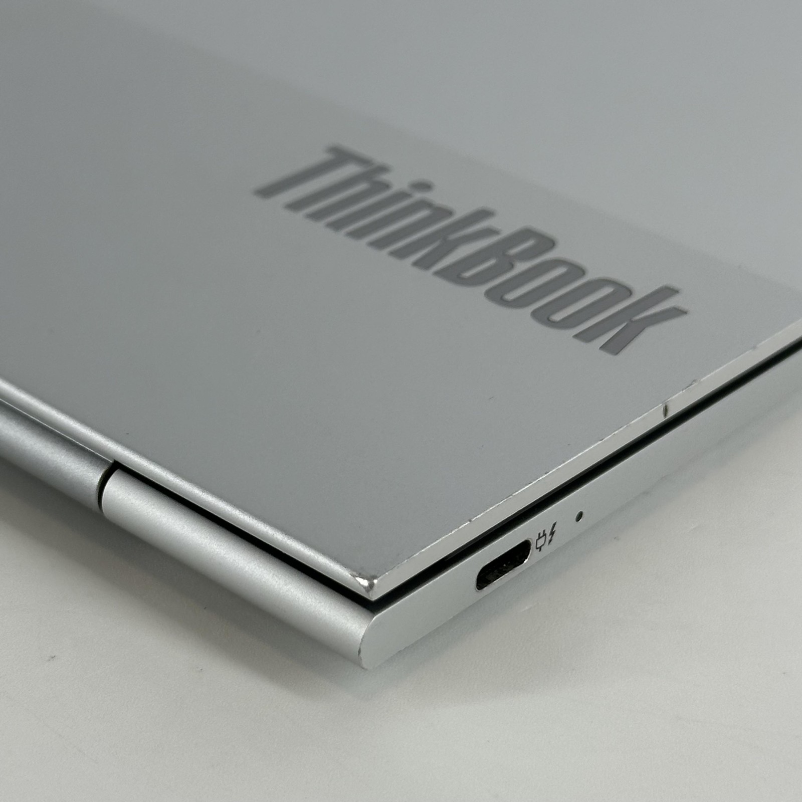 Lenovo ThinkBook 13x Gen 2 QHD+ 1.3 GHz i5-1235U 16GB 512GB SSD Good