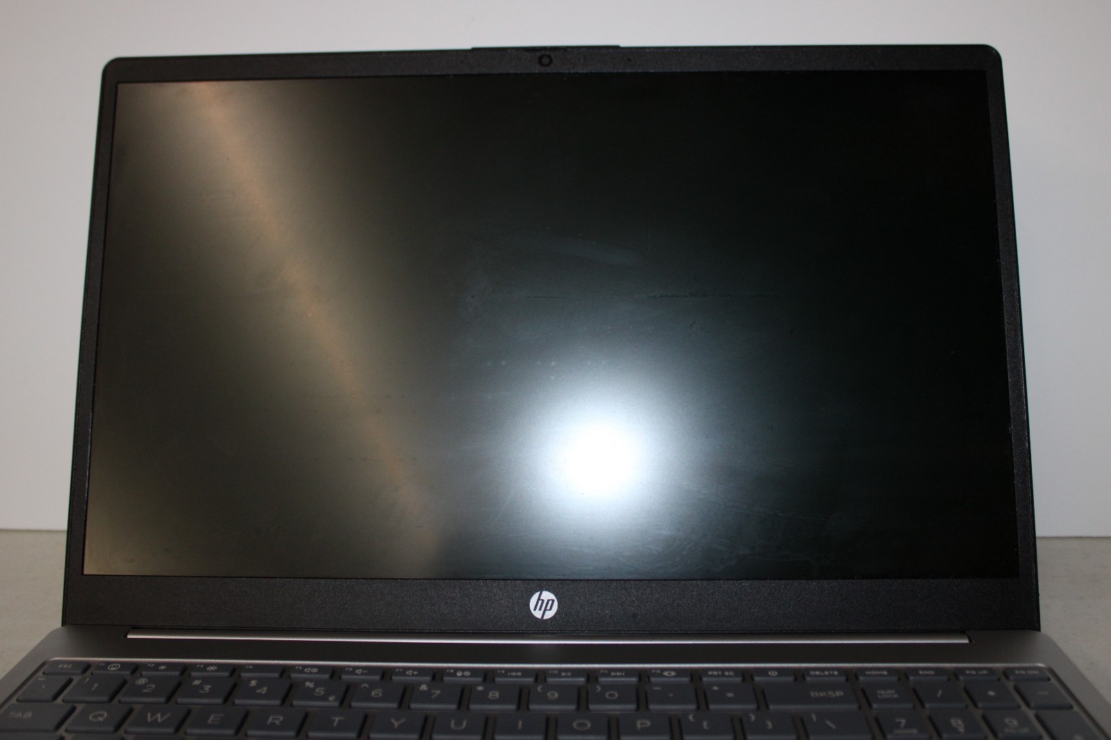 HP 15.6″ Laptop 8GB RAM 256GB SSD Intel N100 Win11 Pro 15-FD0157NIA Silver/Grey
