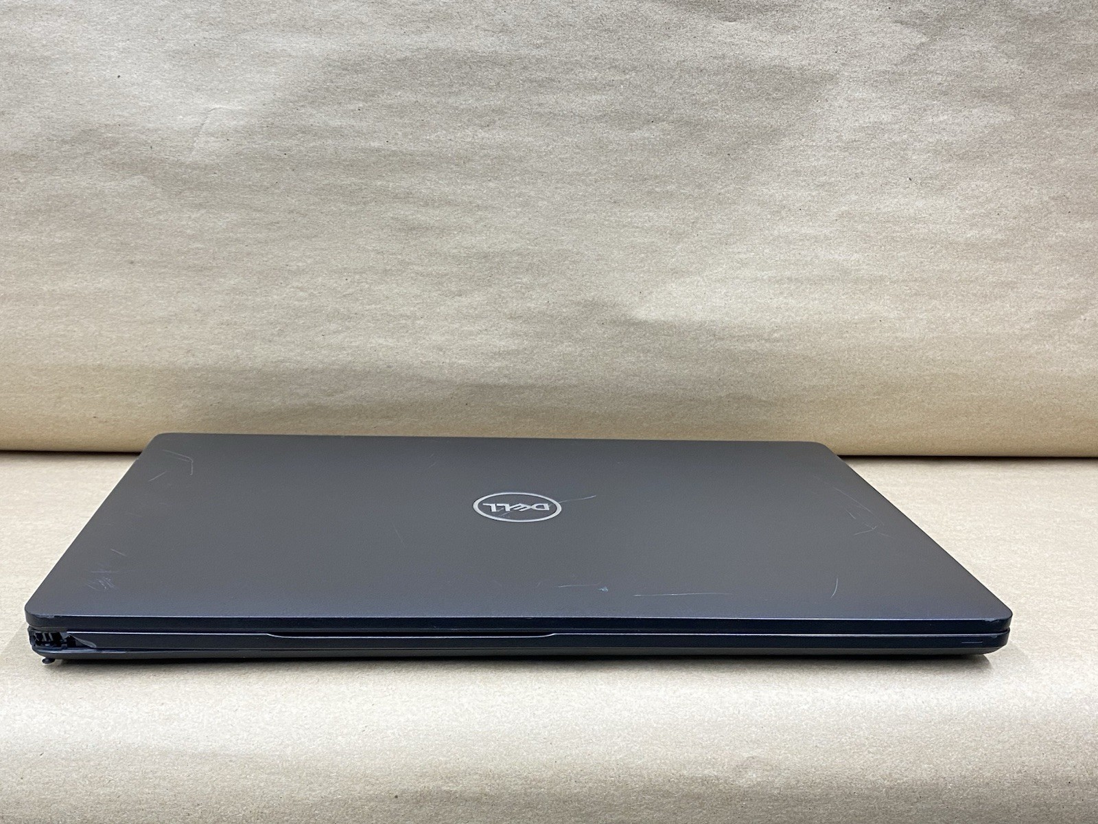 Dell Precision 3541 – 15.5″ FHD – i7-9850H – 8GB – 256GB SSD – Win 11 Pro READ