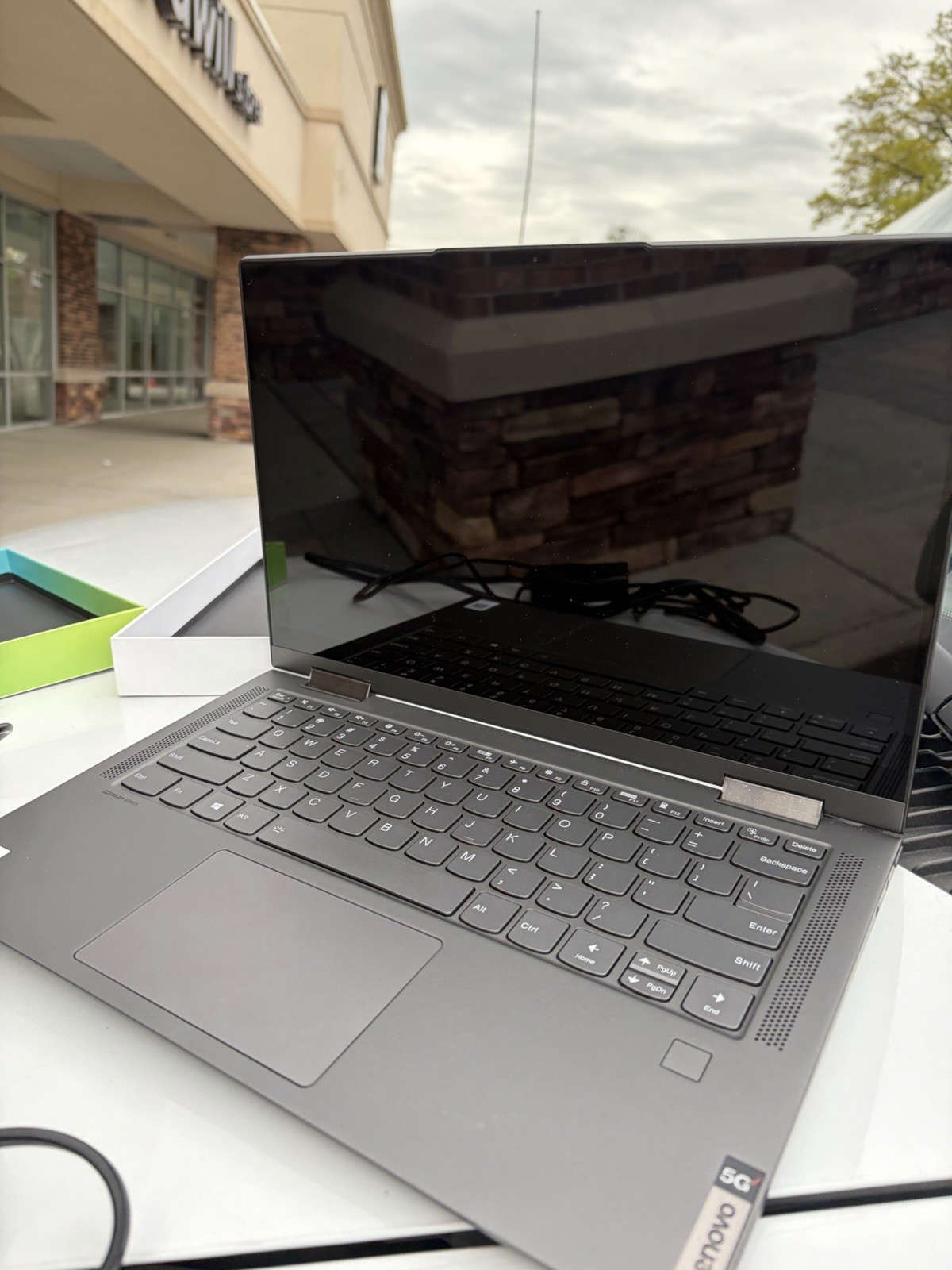 Lenovo Flex 5G 14″(256 GB UFS 8gb RAM) Laptop – Gray Touchscreen 2 In 1 (Locked)