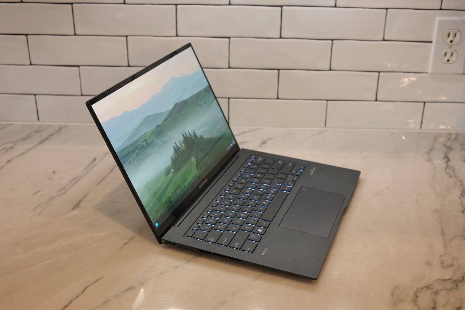 ASUS Zenbook 14.5″ (512GB SSD, Intel Core i7 13th Gen., 5.00 GHz, 16GB) Laptop