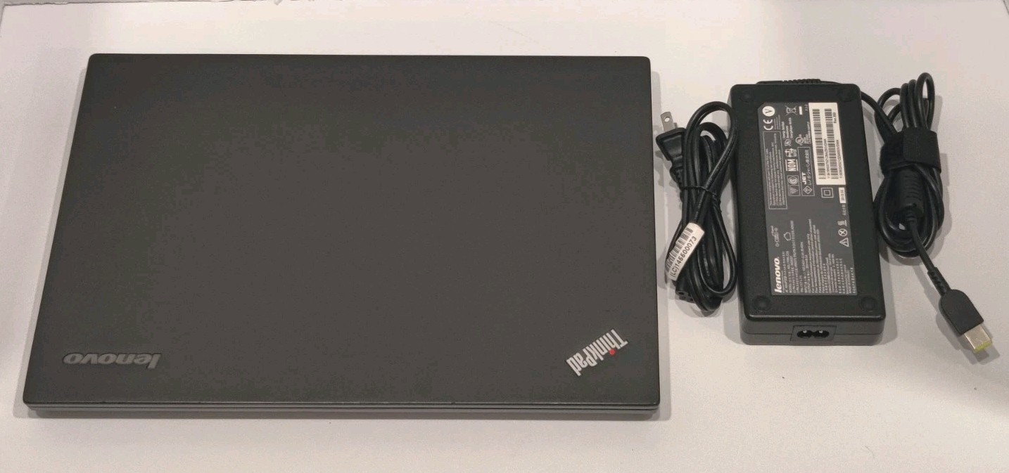 Lenovo ThinkPad T440s 14″ (240GB SSD, Intel Core i5-4300U, 1.90GHz, 4GB) Laptop