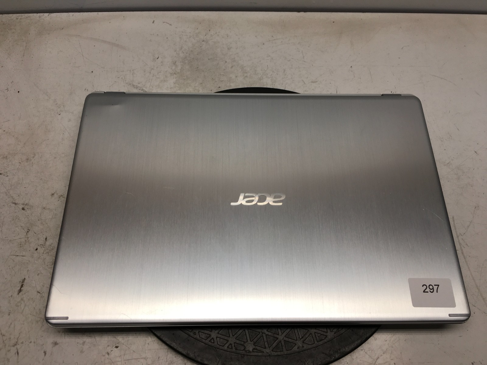 Acer Aspire A515-43 AMD Ryzen 3 3200U 2.6GHz 4 GB NO HDD/Battery