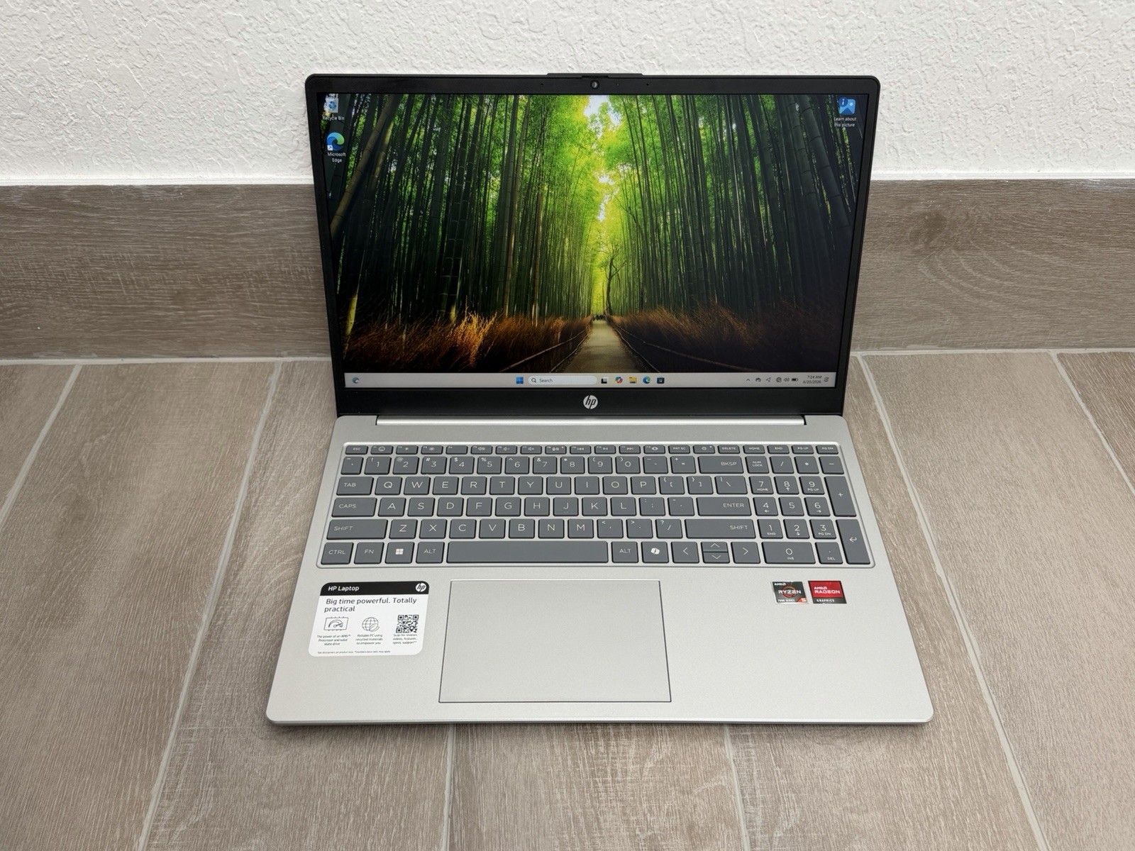 HP Laptop 15-FC0869NR 15.6″ Touch Laptop Ryzen 5 7520U 8GB RAM 256GB NVMe Win-11