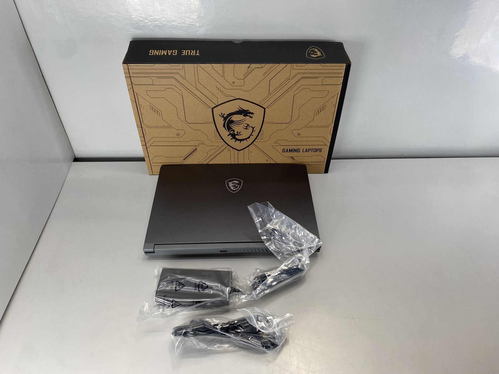 MSI Laptop Thin 15 B13UC 15.6″ Intel Core i5-13420H 512GB RTX 3050- Black