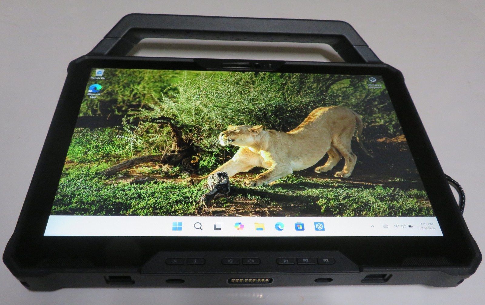 Dell Pro Rugged 12 Tablet RA02260 12″ FHD Ultra 7 268V 32GB RAM 1TB SSD 5G