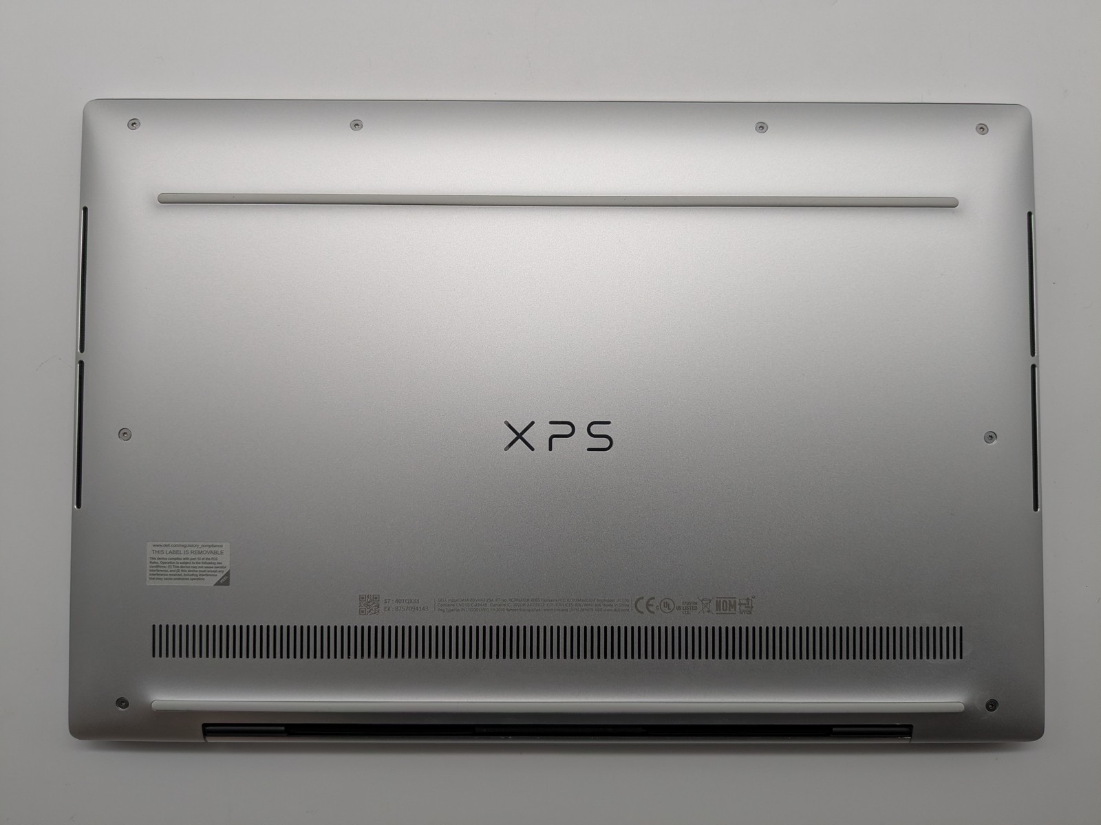 Dell XPS 13 9300 13″ FHD+ I7-1065G7 1TB 8GB W11 Backlit FP Reader IRCam