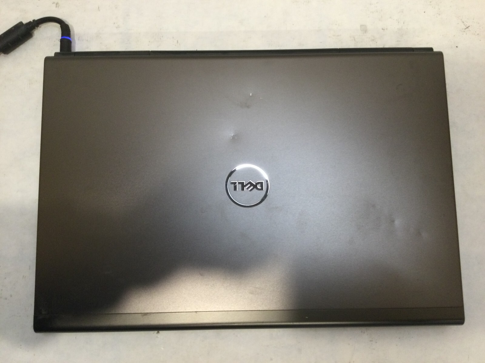 Dell Precision M4700 / Intel Core i7-2620M @ 2.70GHz /(CRACKED/MISSING PARTS!)MR
