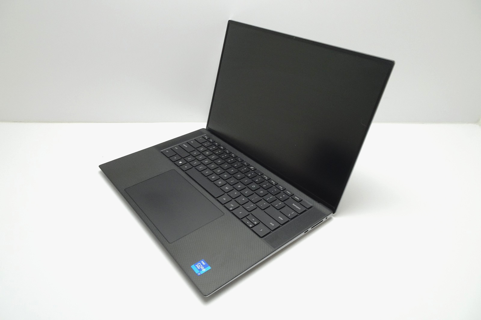 Dell Precision 5560 Laptop | i7-11850H | 8GB RAM | 512GB NVMe | LINUX | READ