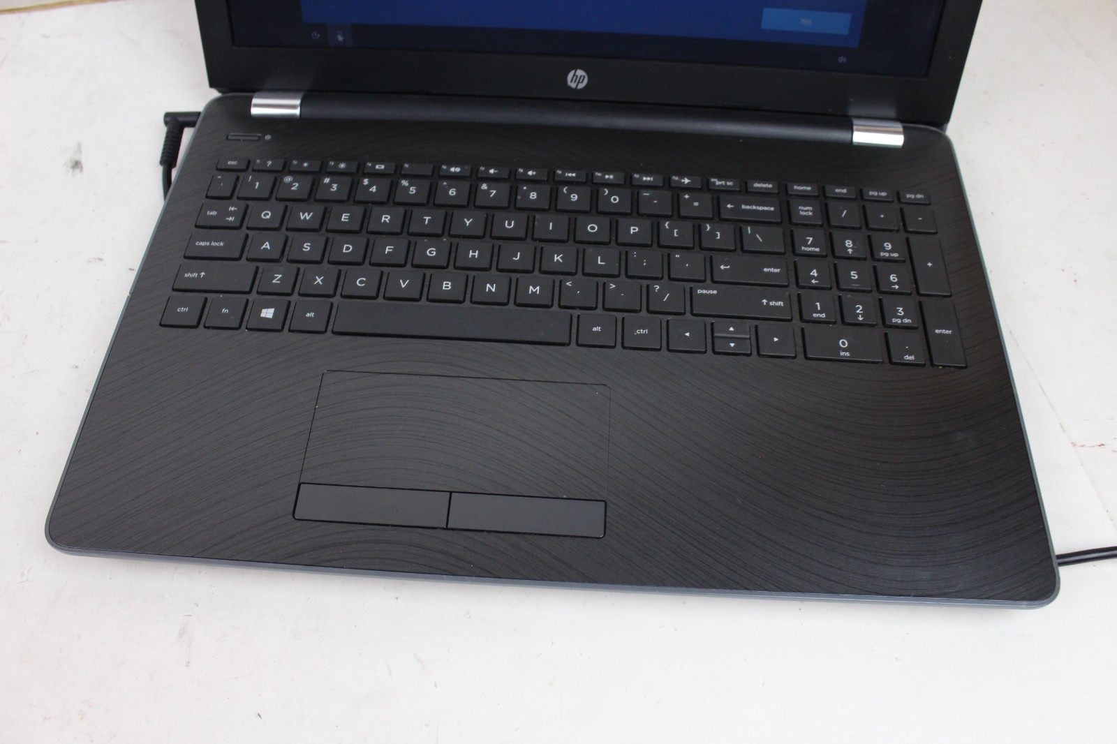 CASE DAMAGE HP Laptop 15-BW0XX AMD A10-9620P 8GB RAM 256GB HDD w/ OS