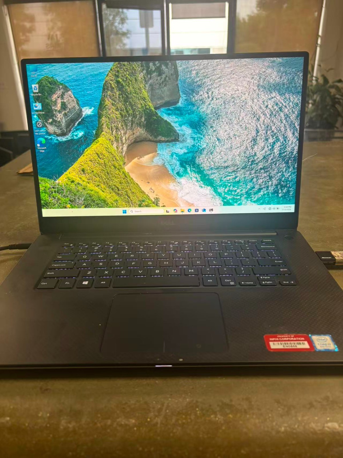 Dell Precision 5530 15″ 4k UHD i7-8850H P2000 16GB RAM 512gb NVME Win11