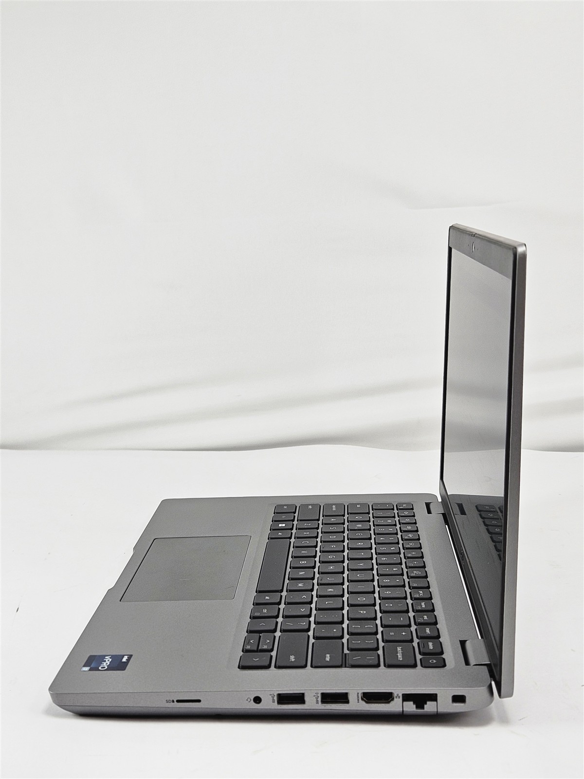 Dell Latitude 5431 14″ i7-1270P 16GB 256GB SSD Grey Ultrabook