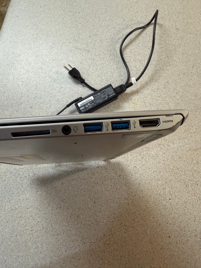 Sony VAIO Pro 13 Ultrabook SVP132A1CL i7 4500U 8GB Ram 128GB SSD, WINDOWS 10 HOM