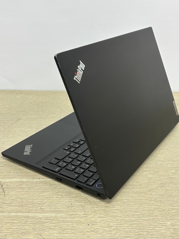 Lenovo ThinkPad E15 Gen 2 15.6″ FHD 11th Gen i5-1135G7 16GB 1TB Win11 Pro Laptop