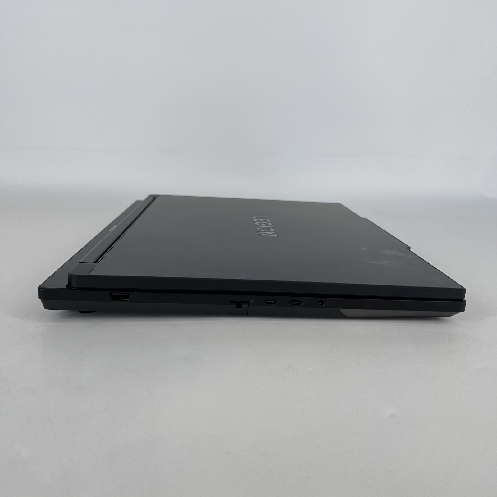 Lenovo Legion 9i Gen 10 18 UHD+ 2.7 GHz Ultra 9 275HX 64GB 2TB/2TB RTX 5090