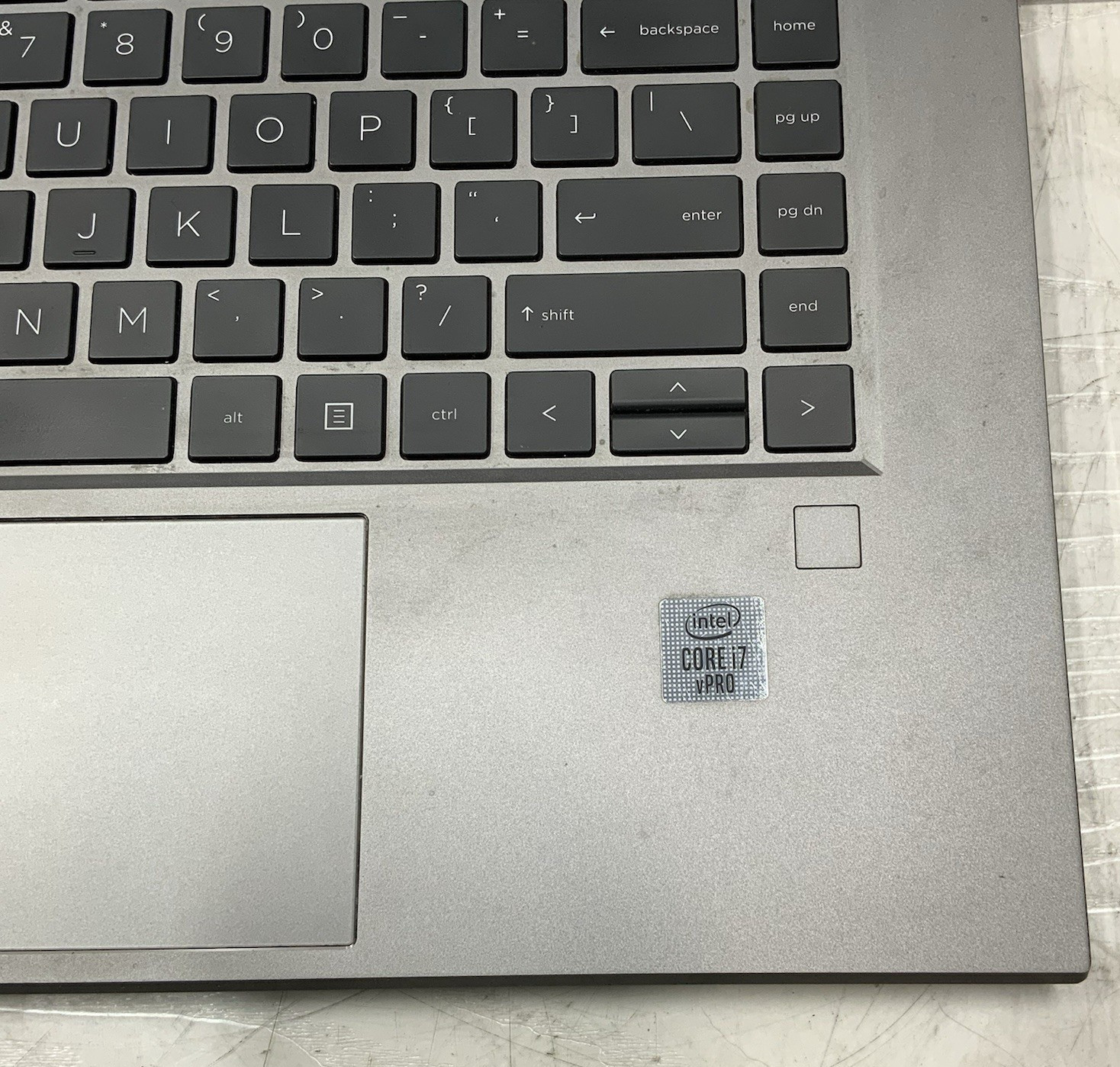 HP ZBook Studio G7 | Intel i7-10850H 512GB NVMe 32GB DDR4 Quadro T2000 W10P
