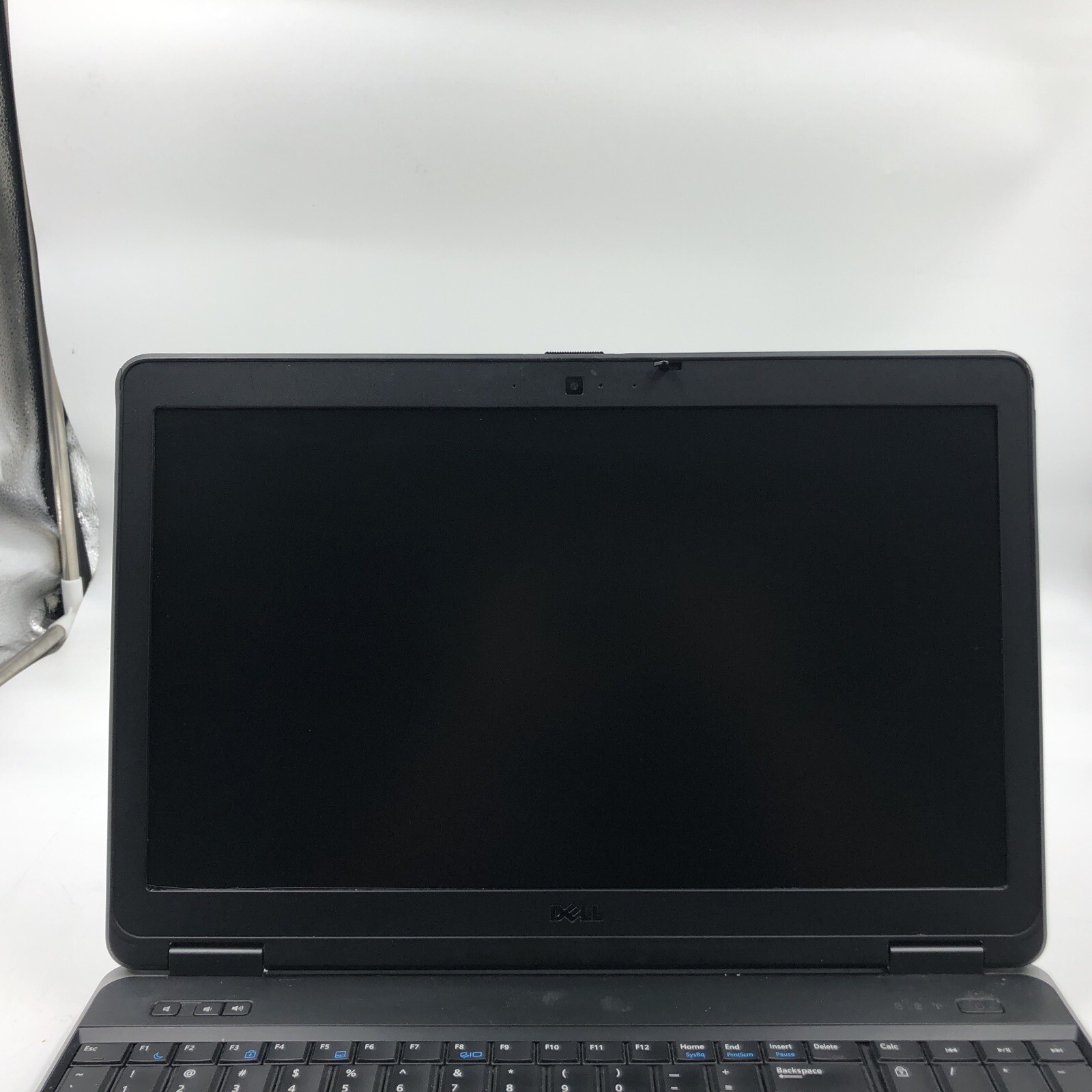 Dell Latitude E6540 Laptop Unknown CPU/RAM/HDD/OS Dead Board (FOR PARTS)