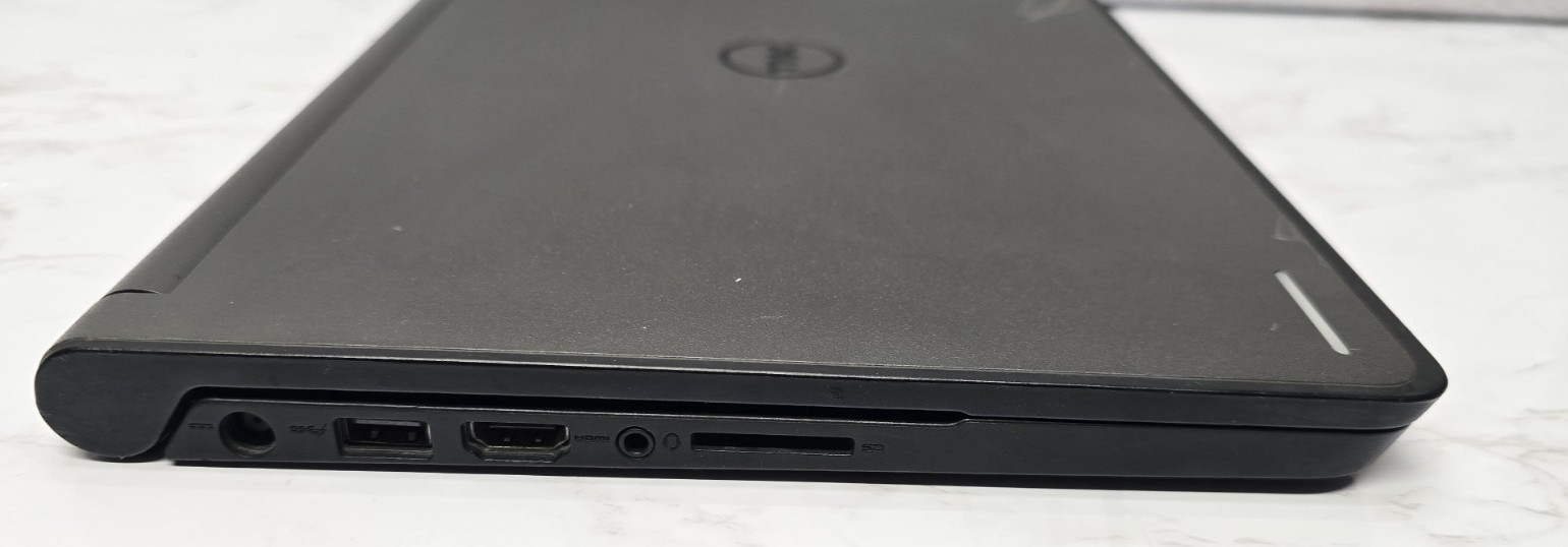 Dell Chromebook 11 P22T 11.6 inch (16GB, Intel Celeron, 2.16 GHz, 4GB) Laptop