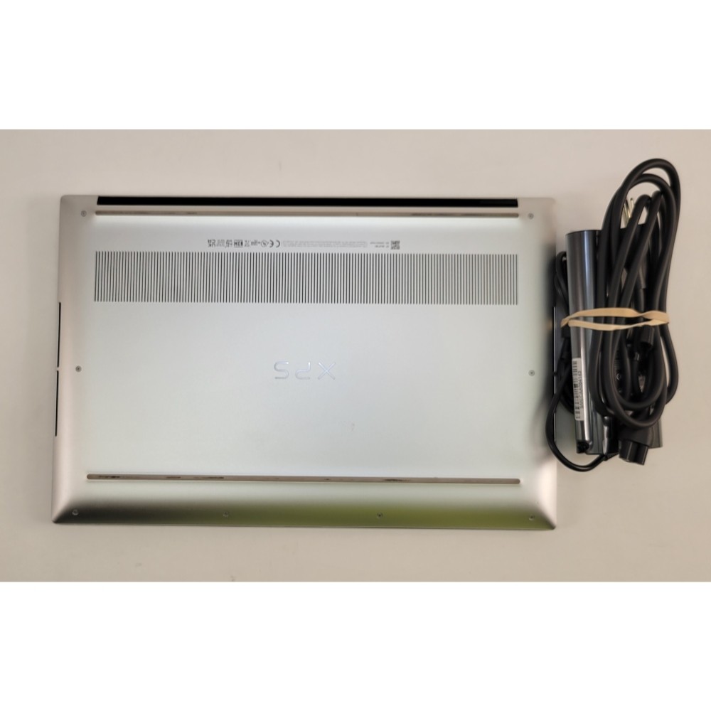 Dell XPS 15 9510 15.6″, i9-11900H -16GB DDR4- 512GB SSD