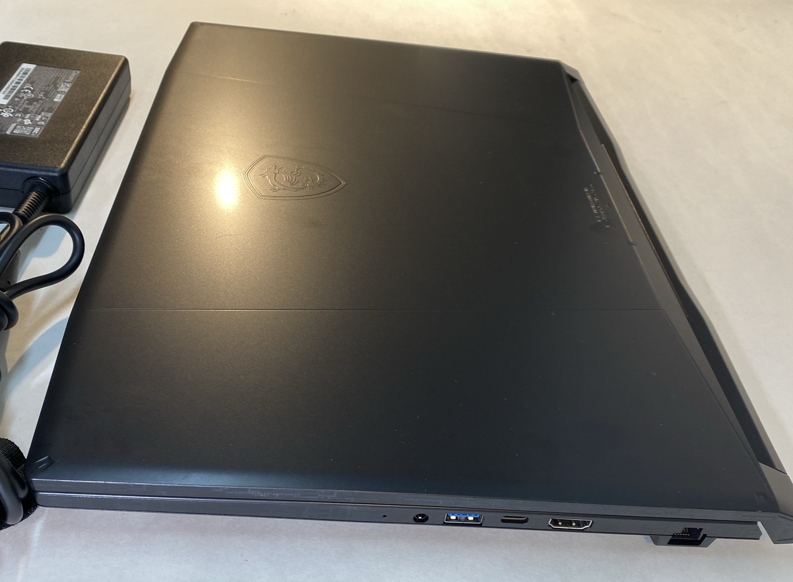 Msi Katana A17 AI Ryzen B8V