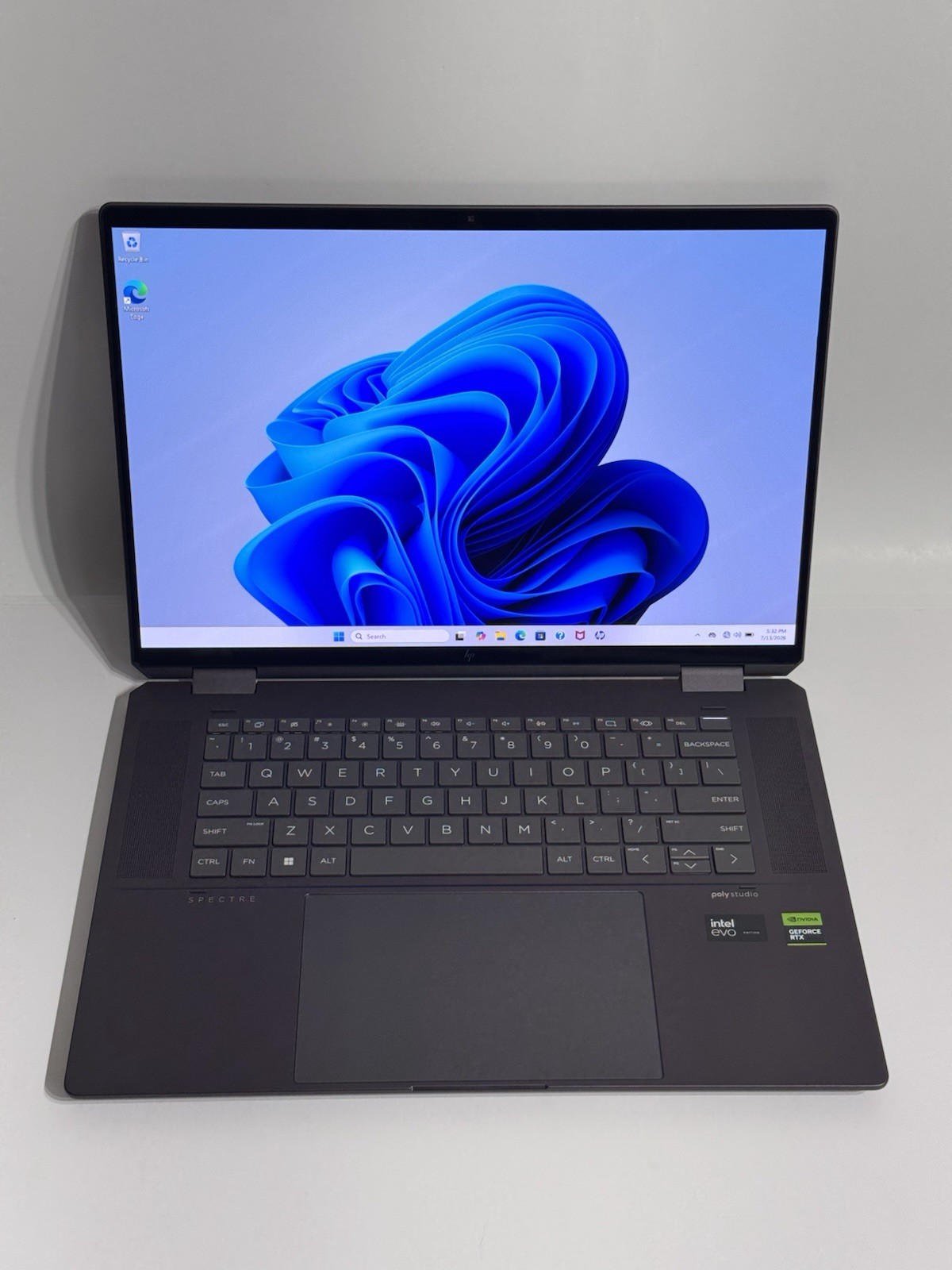 HP Spectre X360 2-in-1 16-aa0023dx 16″ Ultra 7 155H 32GB DDR5 1TB SSD RTX 4050