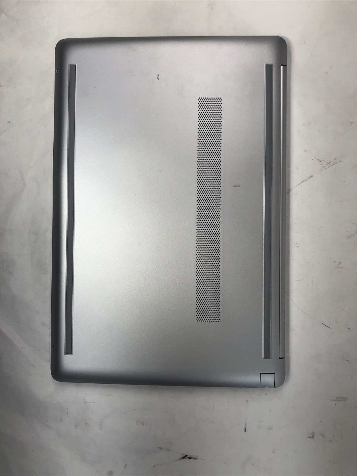 HP Laptop 15-dw2xxx, Intel Core i3-1005G1 @1.20Ghz, 4GB RAM, NO SSD/OS, Tested!