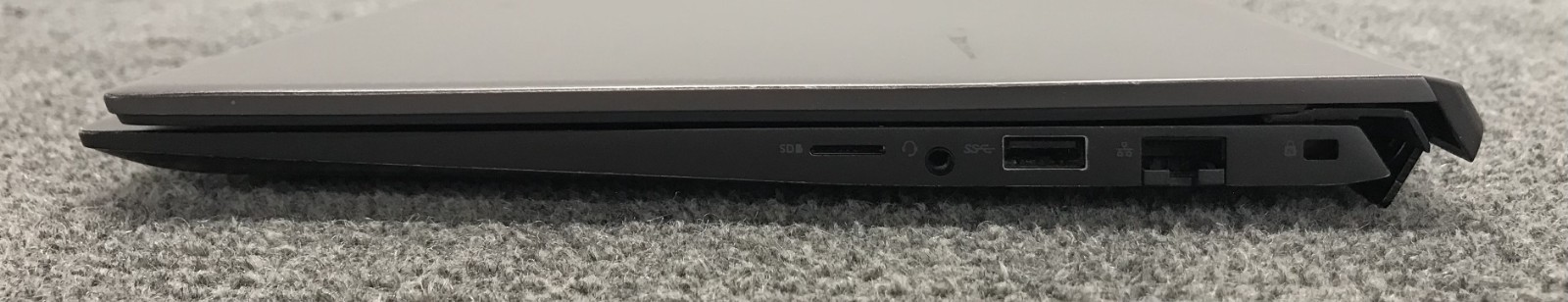 Dell Vostro 5401 14″ Laptop i7-1065G7, No RAM/Storage, Boots to BIOS