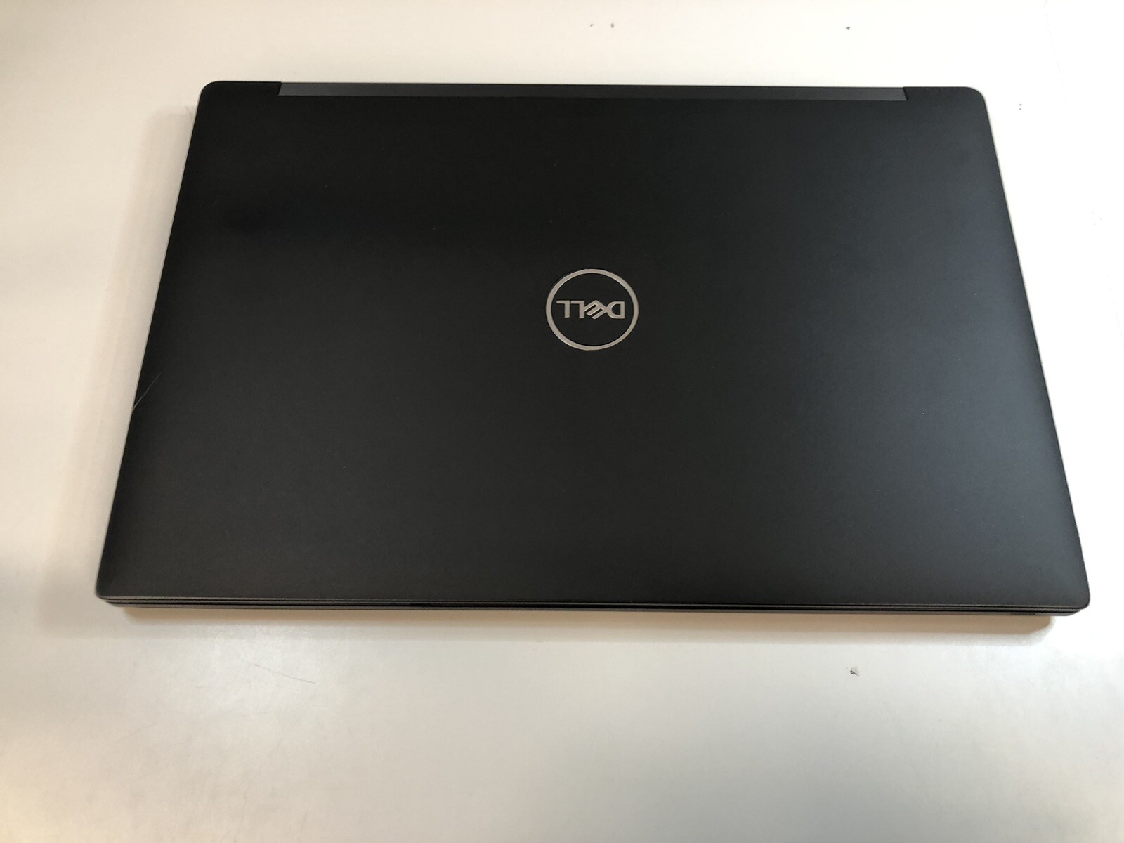 Dell Latitude 7490 14″ FHD Laptop Quad Core i5 8350u 16GB 512GB SSD Windows 11