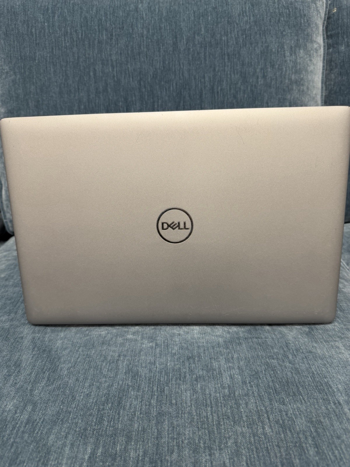 Dell Precision 3560 i7-1185G7 3.0GHz 16GB 512GB M.2 Nvi. T500 Windows 11.