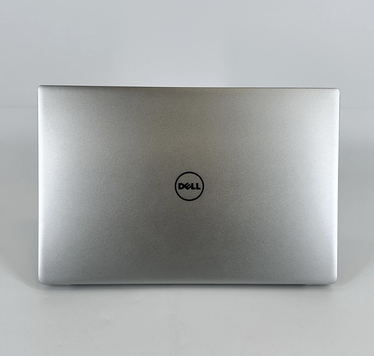 Dell XPS 13 9360 13.3″ FHD Matte i7-7500U 8GB RAM 256GB SSD Windows 11 Silver
